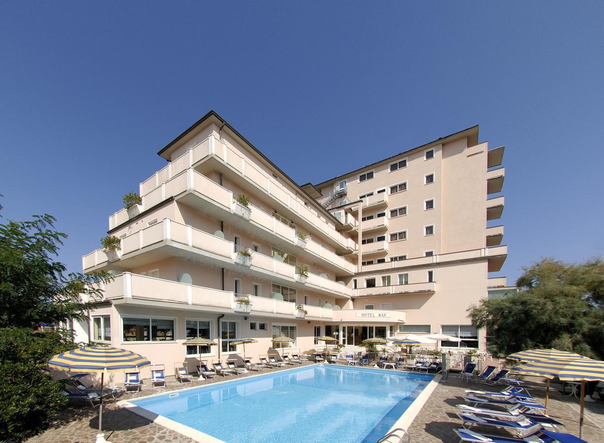 Hotel Man Lido Di Savio Kültér fotó