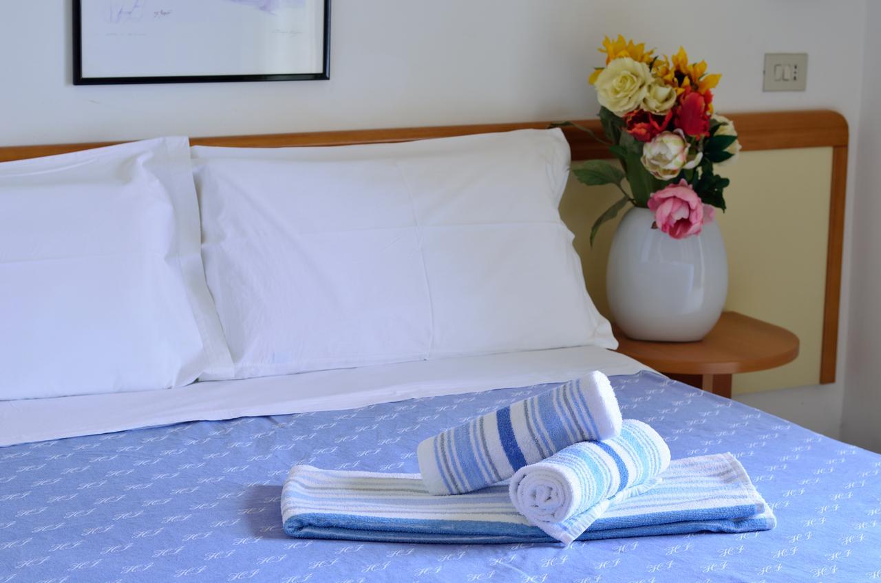 Hotel Man Lido Di Savio Kültér fotó