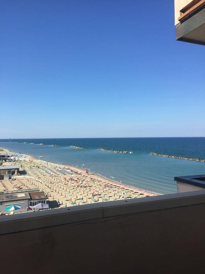 Hotel Man Lido Di Savio Kültér fotó